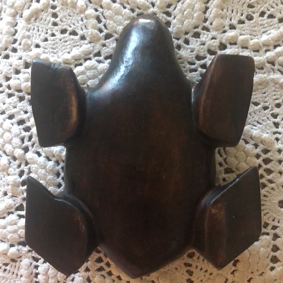 Ashtray carved wood turtle not signed zero flaws super cute solid 6 1/2” Trinket - Picture 7 of 9